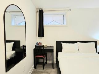 A Home Away-Deluxe Guest Room in Toronto - Toronto - 7