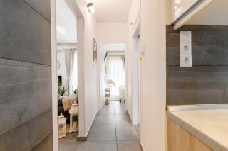 Michael's Seaside Homely Apartment In Varkiza - 1