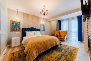 Romantic Jacuzzi Zamora Apartments -Adults Only - Buşteni - 0