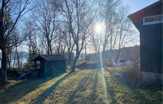 4 Bedroom Awesome Home In Fosslandsosen - Fosslandsosen - 1