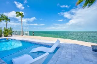 New Oceanfront Luxury Home - Unit3 - 2