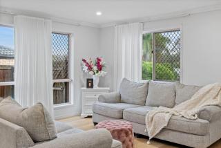 Stunning 5BR Big Modern Home with Parking Malls and Parks - 6