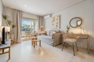 Hauzify I Apartament Michelangelo - Salou - 9