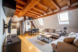 Charming Loft in Prime Location - Košice - 5