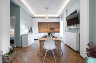 Homevision - Architectural Condo - 0