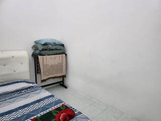 D'Haja 32 KLIA SEPANG with 2 Airconds & FREE WiFi - 1