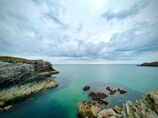 Neat Cottage, seaside cosy converted barn for 4 - Beaumaris - 5