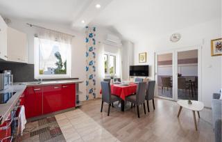 Nice Apartment In Vodice With Wifi - 5