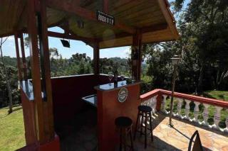 Chácara em meio à natureza - 8