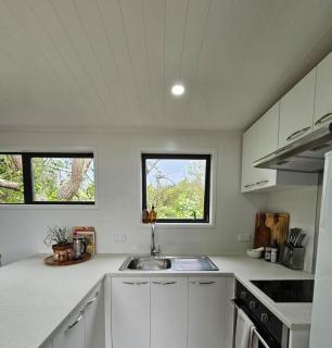 Karamu- Spacious, quiet, and close to amenities - 9