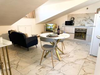 Carolas Luxury House - Fiumicino - 9