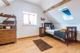 ryton grange church barn sleeps 5 - 2