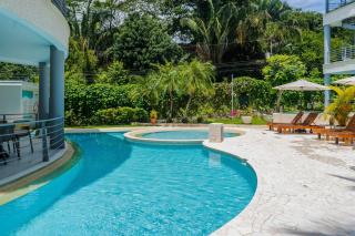 Hermosa Waves A1 - 8