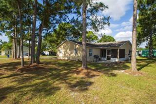 Cheerful 2 bedroom that is close to the water - 5