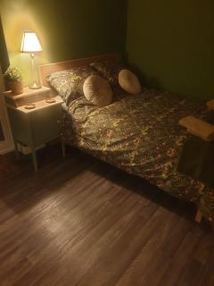Farsley guest room seperate entrance with double bedroom and private shower room - Farsley - 6