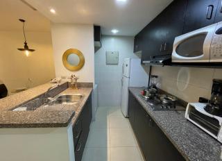 Ecuabook torre sol 32 mall del Sol - 6