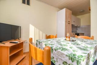 Apartments Ivancic - Seget Vranjica - 4
