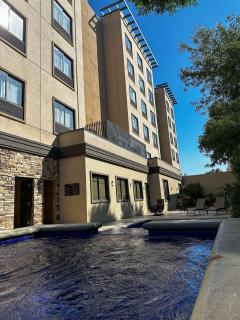Best Western PREMIER Monterrey Aeropuerto - Monterrey - 3