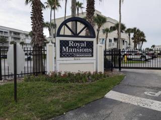 Oceanfront 2br2b, Ocean Views, Heated Pool, Spa - Cape Canaveral - 9