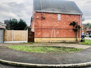 Single Room with Shared Bathroom, parking & wifi - Barking - 3