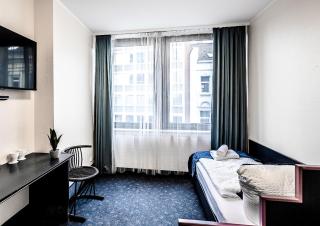 Hotel Mirage Düsseldorf-Neuss - 3