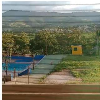 alugo quarto com 1 cama casal e 2 solteiro - São Joaquim de Bicas - 1