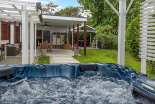 Callala Bay Gem - Jervis Bay - Pet Friendly Getaway with Spa - Callala Bay - 9