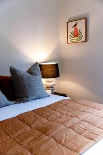 The Waratah House -Indoor Sauna & Outdoor Firepit and walking distance to Town center - 2