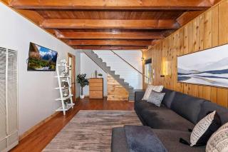 NEW Cozy Coy Cabin with Hot Tub & AC - Big Bear City - 3