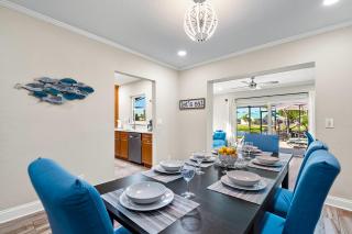 VacationSunwind Delray home! Water Front Pool Dock near Beach - 2