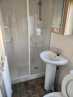 Brilliant 6 Berth Caravan At St Osyth Beach Park In Essex, Ref 28038Cw - Clacton-on-Sea - 5