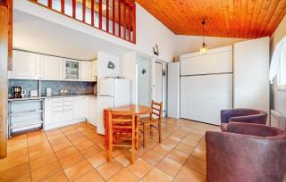 1 Bedroom Stunning Home In Vaux-Sur-Mer - Vaux-sur-Mer - 8