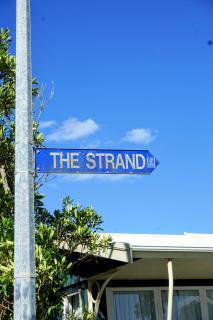 LAST ON THE STRAND, RUSSELL - The BOATHOUSE - 2
