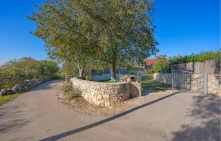 One-Bedroom Holiday Home In Konjevrate - Konjevrate - 1