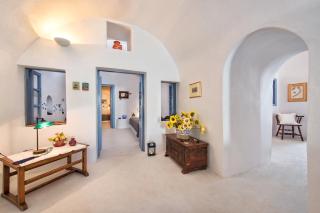 Skala Traditonal Cave House - Oia - 8