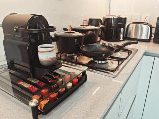 Chic Modern Studio in Luma21, Best Pool & Gym in JVC Dubai - 1