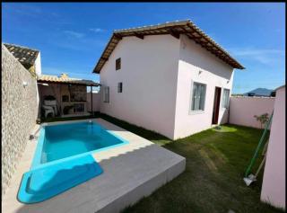 Casa com 2 qts 4 pessoas com piscina e churrasqueira 10min da praia da Unamar - GRAVATÁ 1 - Cabo Frío - 0