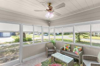 King bd Charming 2-Storey Cottage w PrivateYard - Orlando - 3