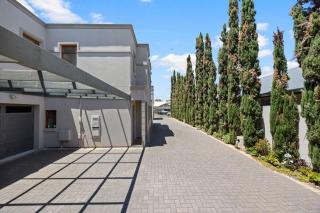 Vera on Penzance - 3BR, Parking, Wifi - 9