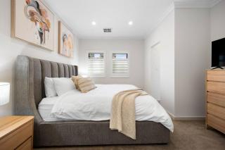 Vera on Penzance - 3BR, Parking, Wifi - 8