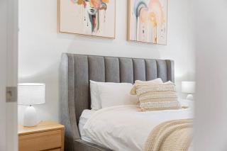 Vera on Penzance - 3BR, Parking, Wifi - 3