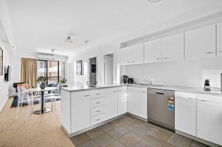 Central Chic Stay - Perth - 3