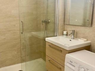 Studio confortable avec balcon, WIFI, proche cures - FR-1-703-190 - 2