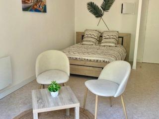 Studio confortable avec balcon, WIFI, proche cures - FR-1-703-190 - 1