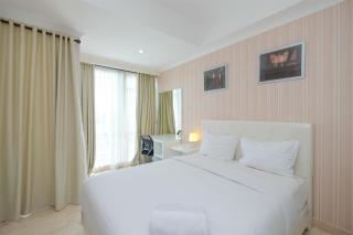 Homey and Comfy Studio Room at Menteng Park Apartment By Travelio - Jacarta - 0