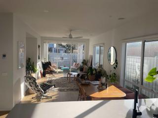 3BR Light-filled Retreat Mt Duneed - Mount Duneed - 1