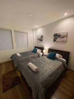 Beautiful House, Luxury, Space and Comfort - Cuenca - 9