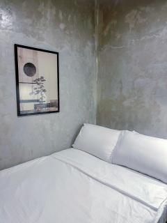 10mins to MOA Japan Aesthetic with Balcony Karaoke Kitchen 3mins to PICC - Manila - 3