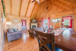 J Willy's Refuge cabin - 1
