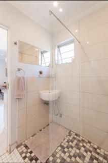 Hamilton Ave, Sandton, Joburg - Joanesburgo - 2